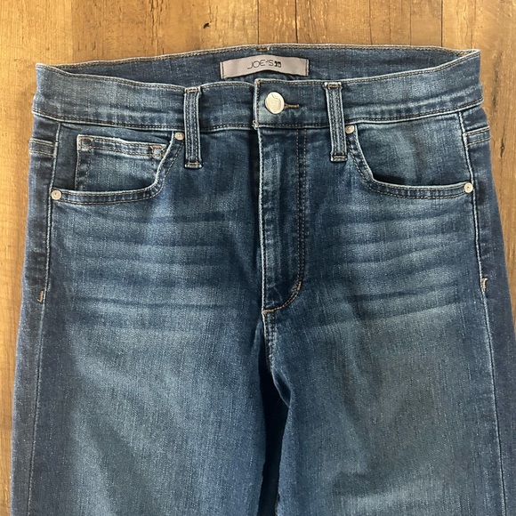 Joe’s Jeans Mid Rise Cropped Raw Hem Jeans Size 27 Medium Wash - Picture 6 of 11